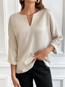 Blusa Minimalista Manga 3/4 com Decote em V -  Essenza