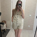 Conjunto Feminino em Alfaiataria - Colete e Shorts no Linho  - Essenza