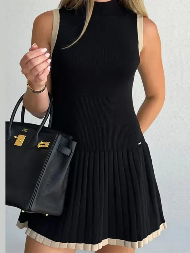 Vestido Curto Modern Gola Alta - Essenza