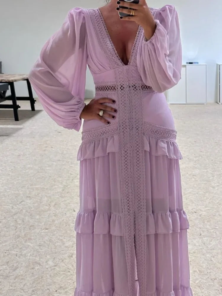 Vestido Longo com Renda Delicada - Essenza