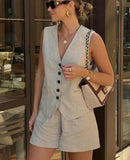 Conjunto Feminino em Alfaiataria Chic - Colete e Shorts no Linho