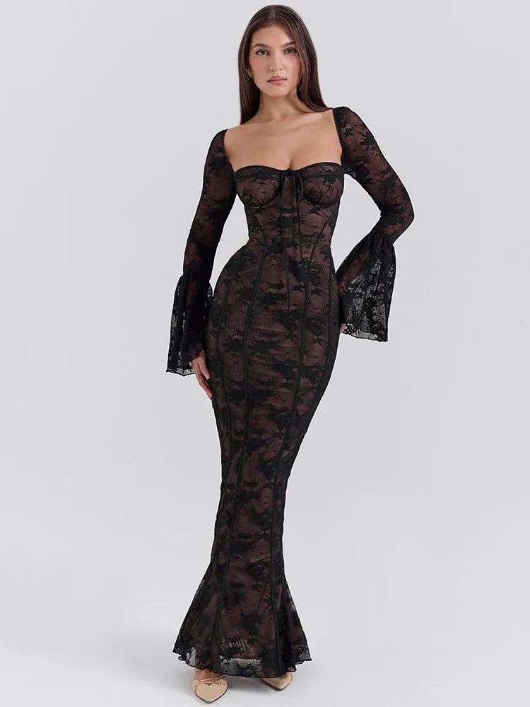 Vestido Longo de Renda com Manga Flare e Ajuste Colado - Essenza