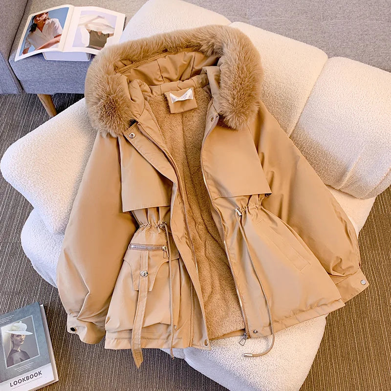 Jaqueta Feminina de Inverno com Capuz de Pelo Elegante - Essenza
