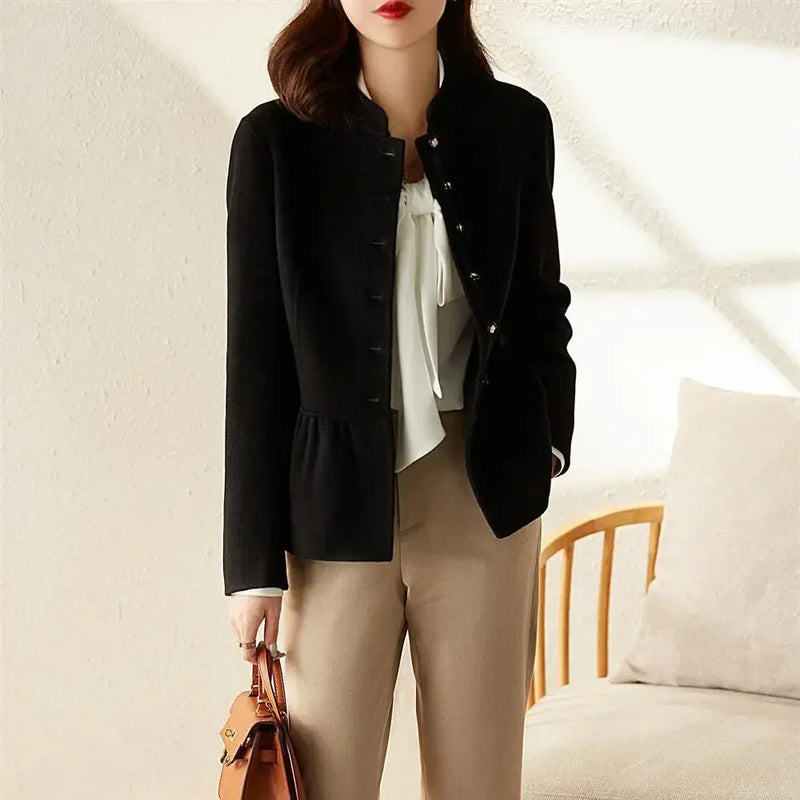 Casaco Feminino Elegance em Lã - Essenza