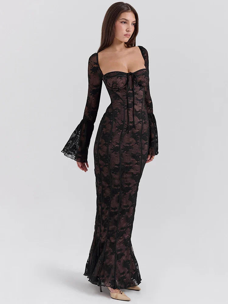 Vestido Longo de Renda com Manga Flare e Ajuste Colado - Essenza