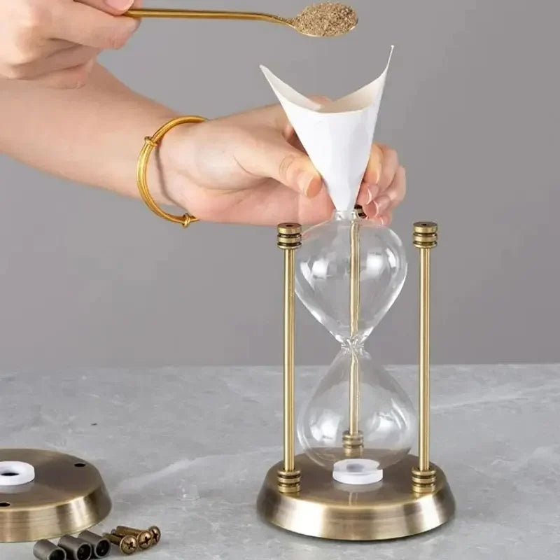 Ampulheta Retrô Europeia em Metal para Decoração de Escritório Offertaza