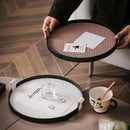 Bandeja Redonda Decorativa com Alça para Sala e Banheiro Offertaza