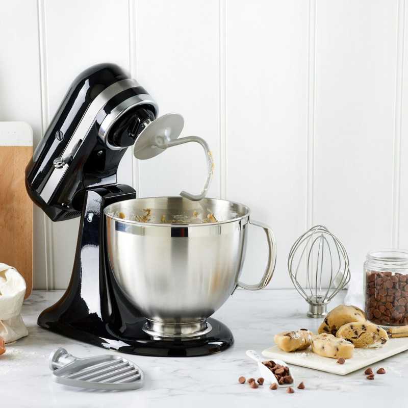 Batedeira Planetária Profissional Offertaza Black Pro 1200
