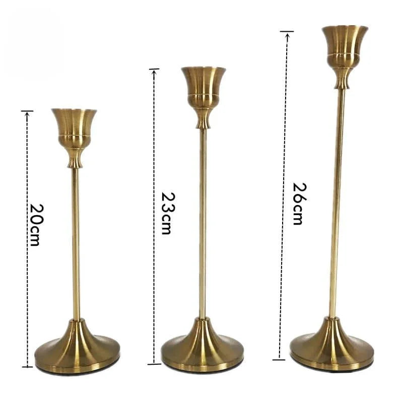 Candelabro Retrô de Metal para Velas e Decoração Clássica Offertaza