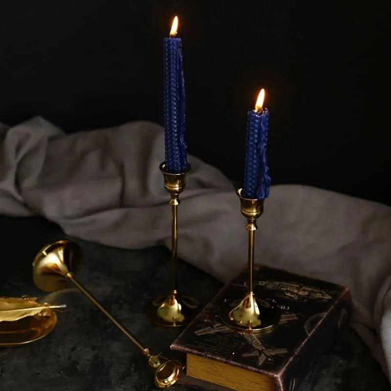 Candelabro Retrô de Metal para Velas e Decoração Clássica Offertaza