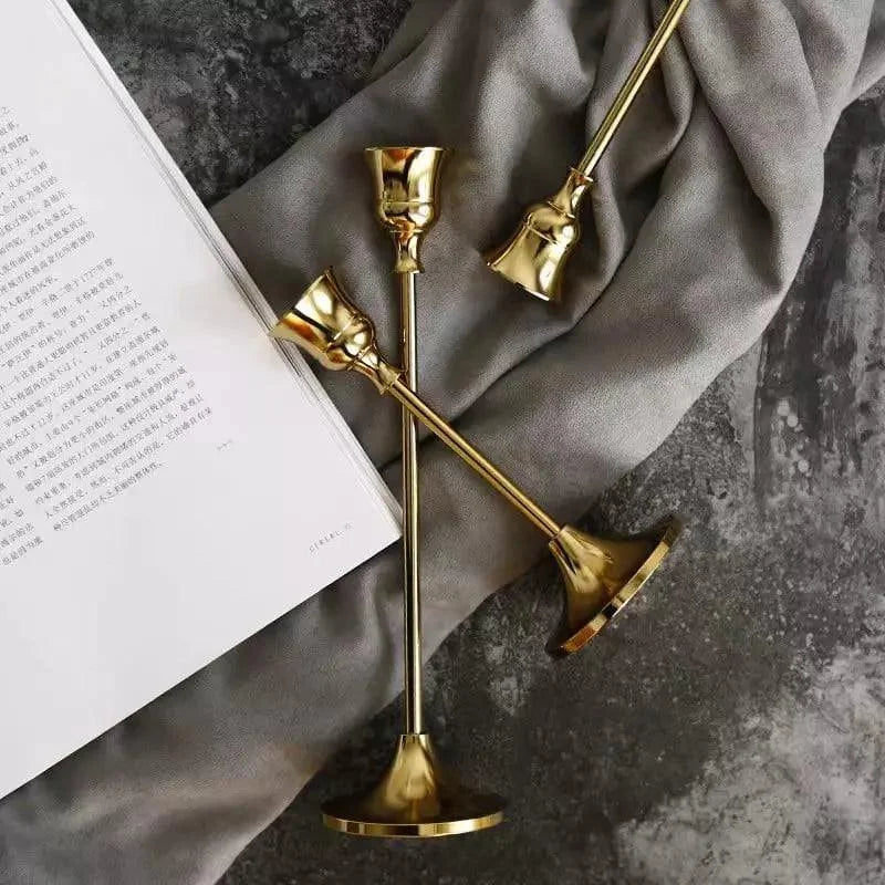 Candelabro Retrô de Metal para Velas e Decoração Clássica Offertaza