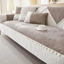 Capa para Sofá Chenille Antiderrapante com Acabamento Elegante Marrom Escuro Offertaza