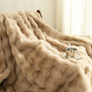 Cobertor de Pelúcia Bege para Decoração de Casa Offertaza