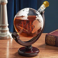 Decanter de Vidro em Formato de Globo com Suporte de Madeira Offertaza