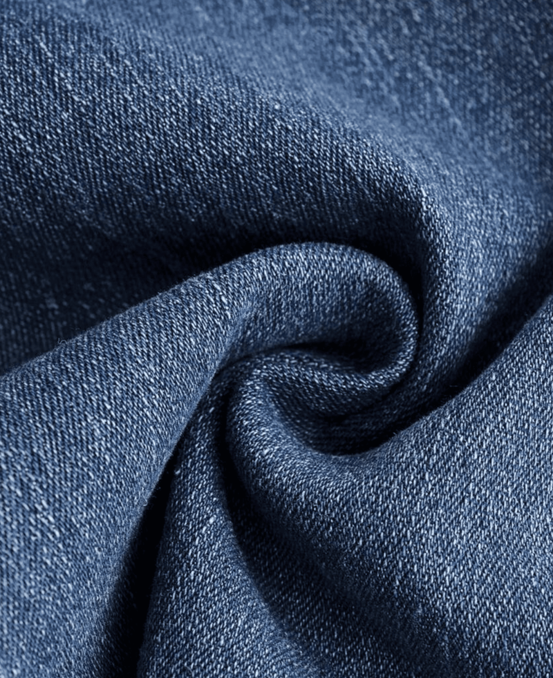 Leve mais uma Calça Jeans de Cintura Alta Cruzada - Por apenas