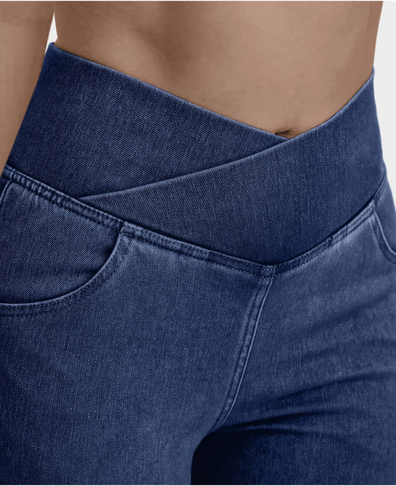Leve mais uma Calça Jeans de Cintura Alta Cruzada - Por apenas