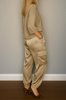 Conjunto Feminino Calça e Blusa em Seda Turquesa - Essenza