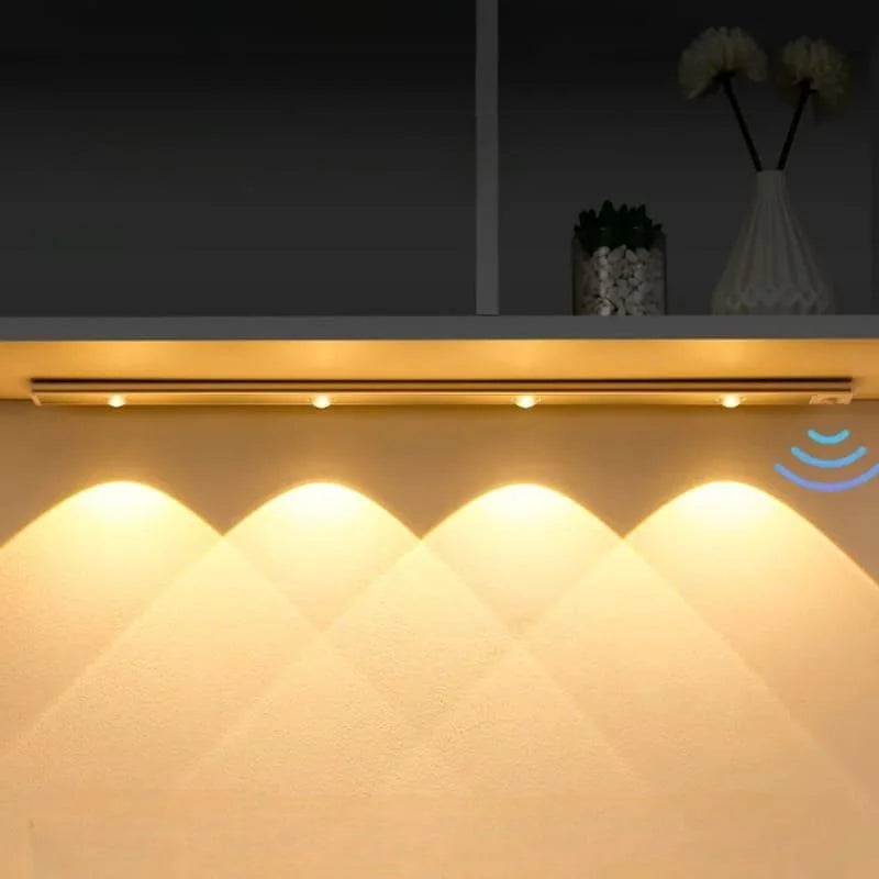 Luminária LED Magnética com Sensor de Movimento e Bateria Offertaza