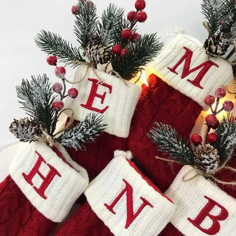 Enfeite Meias de Natal Letras do Alfabeto Offertaza